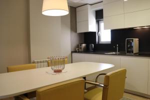 Una cocina o cocineta en Zepter Hotel Belgrade, member of Zepter Hotels