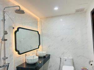 Longlai Kezhan的一间浴室
