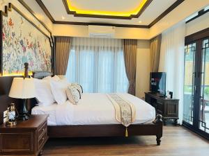 Longlai Kezhan客房内的一张或多张床位