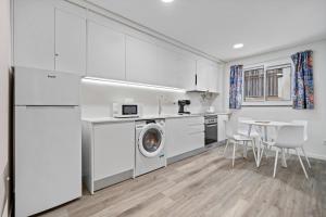 Dapur atau dapur kecil di Studio Carmo