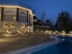瑞詩凱詩的住宿－An extravagant Pushp villa overlooking the Ganges，相簿中的一張相片