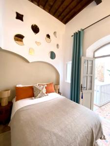 Postel nebo postele na pokoji v ubytování Riad l'Ayel d'Essaouira