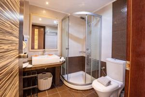 Koupelna v ubytování Nereides Hotel