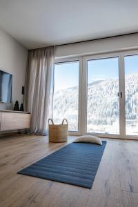 Nespecifikovaný výhled na hory nebo výhled na hory při pohledu z apartmánu