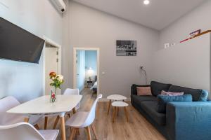 Posezení v ubytování Apartments BICO DE RODAS a Rural Luxury