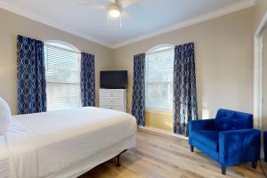 Uma cama ou camas num quarto em Emerald View