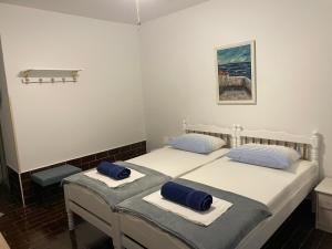 Posteľ alebo postele v izbe v ubytovaní Seaview Antonija