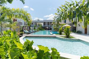 A piscina localizada em Resende Imperial Hotel & Spa ou nos arredores