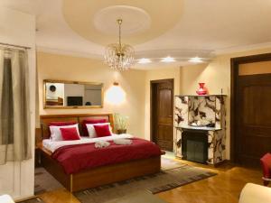 Postel nebo postele na pokoji v ubytování Urban Boutique Hotel