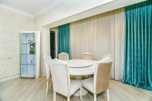 Fotografie z fotogalerie ubytování Park Azure great apartment by Baku housing v destinaci Baku