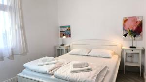 Postel nebo postele na pokoji v ubytování Center 1 Queen bed Sofa Additional living area + 3 fotografie