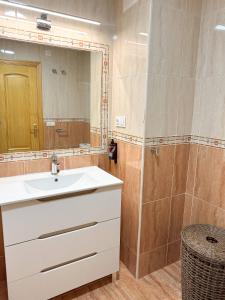 Koupelna v ubytování Sea Apartment Cala de Mijas + 13 fotografií