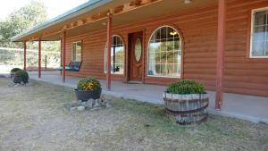 Κήπος έξω από το Spacious 6-bedroom log cabin