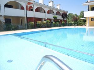 The swimming pool at or close to Amazing apartment with terrace for 5 guests Még 22 kép