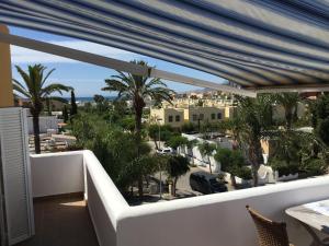 A balcony or terrace at Casa Veratense Atico Vera Naturista is 100 feelgood in Vera Playa