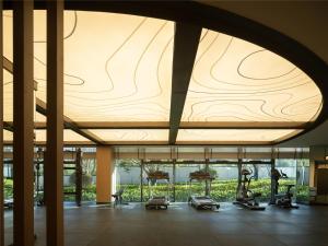 Fitness centrum a/nebo fitness zařízení v ubytování Yibo Jinling Hotel Moganshan