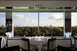 Fotografie z fotogalerie ubytování Royal Garden Hotel v Londýně
