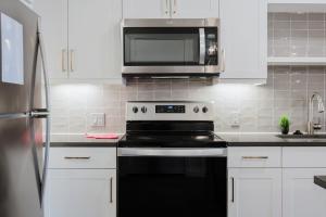 Nhà bếp/bếp nhỏ tại The Westerly Apartments in Dallas