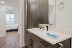 Phòng tắm tại The Westerly Apartments in Dallas