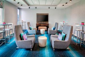 Posezení v ubytování Aloft Hotel Las Colinas