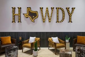 Posezení v ubytování Renaissance Austin Hotel