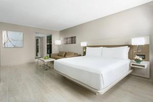 Postel nebo postele na pokoji v ubytování AC Hotel by Marriott San Juan Condado