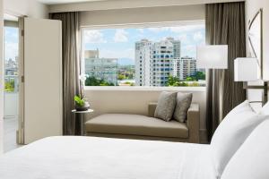 Postel nebo postele na pokoji v ubytování AC Hotel by Marriott San Juan Condado