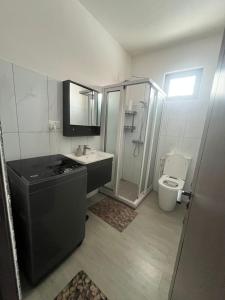 Phòng tắm tại Nayuha Buildings Apt B2