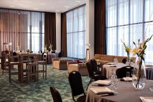Restaurace v ubytování AC Hotel Queretaro Antea