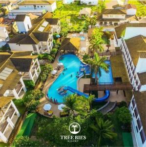 Bazén v ubytování Apartamento no Tree Bies Hotel Resort nebo v jeho okolí