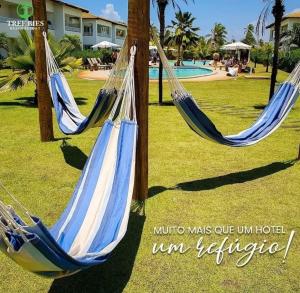 Bazén v ubytování Apartamento no Tree Bies Hotel Resort nebo v jeho okolí