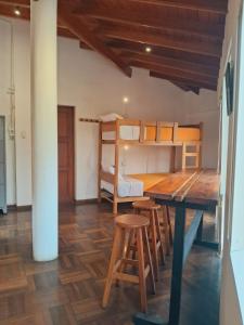 Η κουζίνα ή μικρή κουζίνα στο Temazcal Hostel