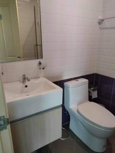 Koupelna v ubytování Art on the beach 49