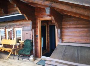 Foto de la galería de Chalet with panoramic views of the mountains of the Oberland and Lake Thun en Sigriswil