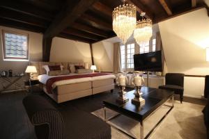 Katil atau katil-katil dalam bilik di Boutique Hotel Steenhof Suites - Adults Only