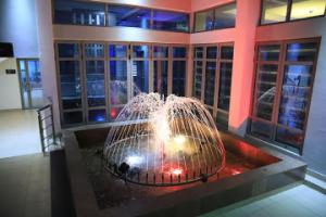 Gambar di galeri bagi Best Westerln Plus Deluxe Suite di Ibadan