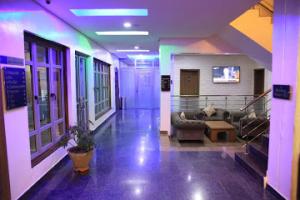 Televisyen dan/atau pusat hiburan di Best Westerln Plus Deluxe Suite