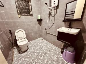 Koupelna v ubytování Alana Guesthouse