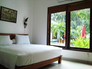 Gallery image of Explorer Lombok from The Shared Pool For 2 in Mangsit