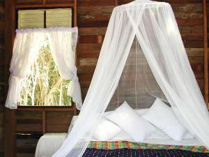 Katil atau katil-katil dalam bilik di Foresta Cottage of Koh Pu no6195