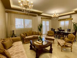 Galeriebild der Unterkunft Villa Garden Prime Location New Cairo By Best of Bedz in Kairo + 32 Fotos