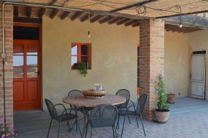 Αίθριο ή υπαίθριος χώρος στο Apartment with wonderful view in the Crete Senesi