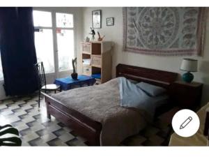 Postel nebo postele na pokoji v ubytování Double Bedroom in the Heart of Tanger
