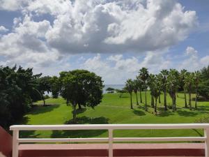 גינה חיצונית ב-Exceptionnel T3 Vue Mer Village Vacances Sainte Luce