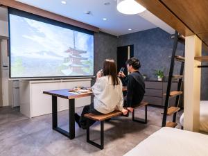 TV a/nebo společenská místnost v ubytování HOTEL ALL IN TOKYO Asakusabashi