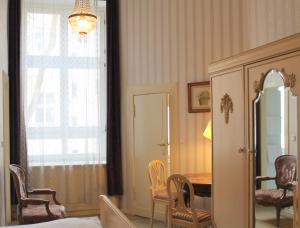 Posezení v ubytování Hotel-Pension Funk am Kurfürstendamm