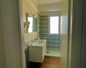 Koupelna v ubytování B&B e Apartment MARIA VITTORIA - Anzio Blue Horizon - 150 mt dal mare