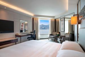 เตียงในห้องที่ InterContinental Grand Stanford Hong Kong by IHG