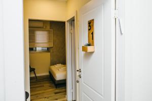 Koupelna v ubytování Domus Bat Galim Hotel