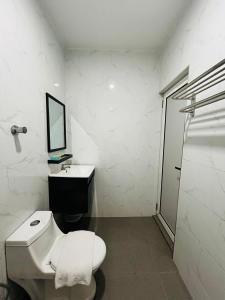 Koupelna v ubytování DS Hotel